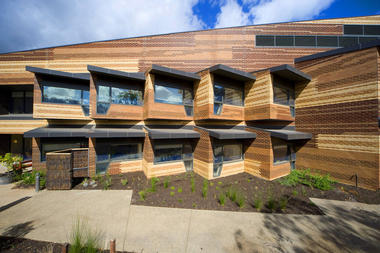 Centro Mornington / Lyons