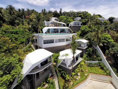 Suan Kachamudee / Sicart & Smith Architects