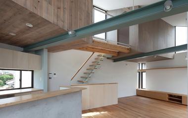 Gallery - Small House with Floating Treehouse / Yuki Miyamoto Architect - 9