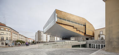 Centro Cultural em Castelo Branco / Josep Lluís Mateo