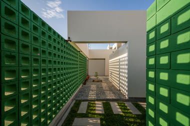 Casa LB4  / Riofrio+Rodrigo Arquitectos