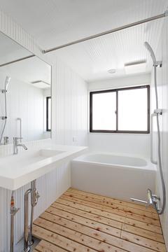 La Casa Móvil (sobre ruedas) del Atelier Tekuto