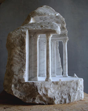 Galería de Arte y Arquitectura: Espacios miniaturas tallados en piedra y mármol  - 7