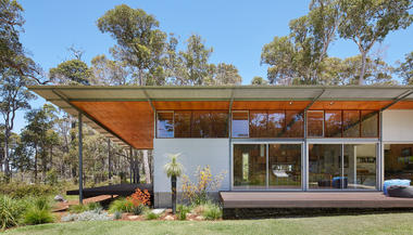 Gallery of Bush House / Archterra Architects  - 11