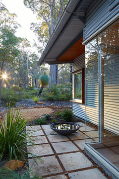 Gallery of Bush House / Archterra Architects  - 19