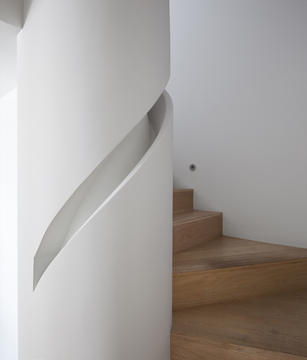 Gallery of Sunset Plaza Drive / GWdesign  - 16