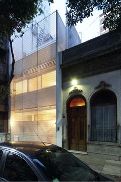 Vivienda Unifamiliar Jauretche  / Colle-Croce