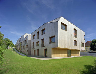 养老院 / Atelier Zündel & Cristea