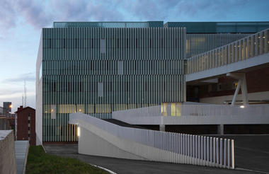 Gallery of Cruces Hospital General Services Building / ACXT  - 21