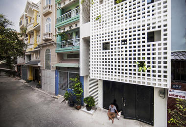 Casa Q10 / Studio8 Vietnam