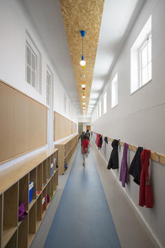 Gallery of French School Cape Town / Kritzinger Architects  - 7