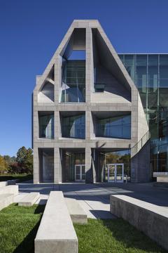 Gallery of Gordon Parks Arts Hall / Valerio Dewalt Train Associates  - 3