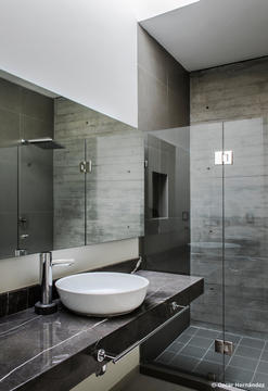 Gallery of TCH House / Arkylab  - 11