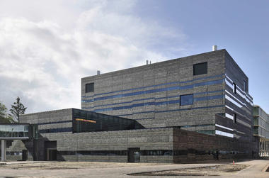 Gallery of Faculty of Science, Building D / Rudy Uytenhaak Architectenbureau  - 1