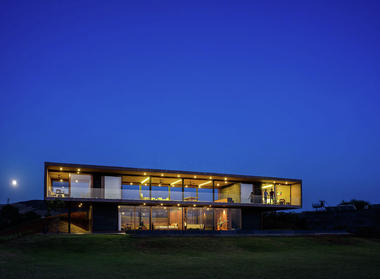 Galeria de Residência Panorama  / Ajay Sonar  - 16