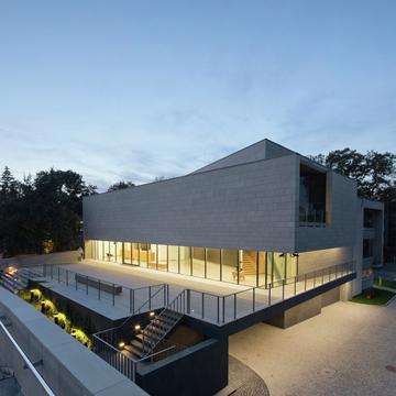 欧洲远东美术馆 / Ingarden & Ewý Architekci