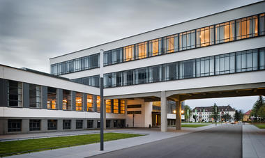 Gallery of AD Classics: Dessau Bauhaus / Walter Gropius  - 3