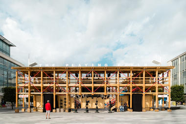 Gallery of A Temporary Setting for Performance in the Centre of Southampton  - 9