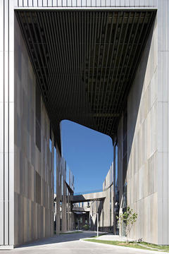 Gallery of Aimer Fashion Factory  / Crossboundaries  - 15