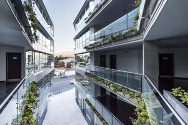 Edificio Halcón / TEC - Taller EC