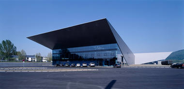 SSC voestalpine Stahl 服务中心 / x Architekten