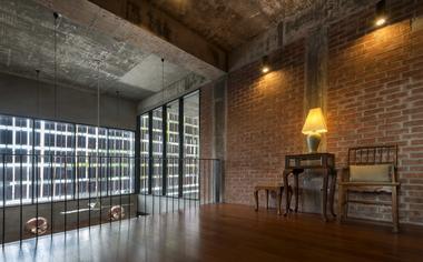Gallery of Clay Roof House / DRTAN LM Architect  - 3