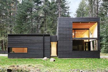 Casa Patio en el Río / Robert Hutchison Architect