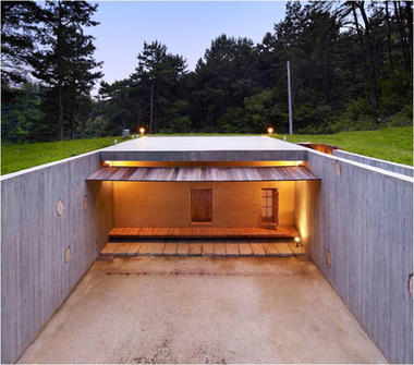 Gallery of Earth House / BCHO Architects  - 17