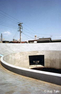 画廊 大师经典：伊东丰雄最有灵性的设计：为他姐姐设计的新住宅 / Toyo Ito  - 9
