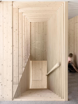 Gallery of Haus Für Julia Und Björn / Innauer-Matt Architekten  - 13