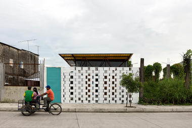 Casa para alguien como yo  / Natura Futura Arquitectura