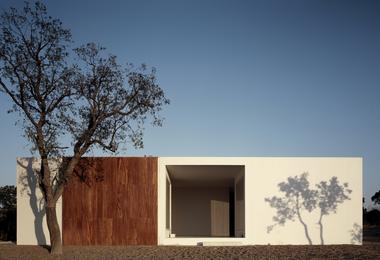 Gallery of House in Litoral Alentejano  / Aires Mateus  - 3