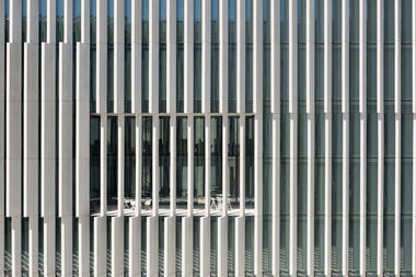 Gallery of EDP Headquarters  / Aires Mateus  - 11
