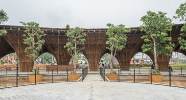 Restaurante Roc Von / Vo Trong Nghia Architects