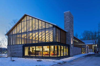 布鲁克林社区中心和图书馆 / Perkins + Will