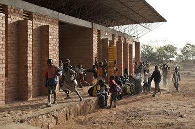 Gallery of Primary School in Gando / Kéré Architecture  - 3