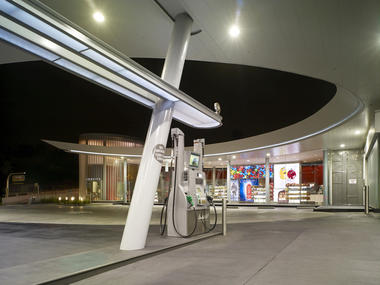 Gallery of United Oil Gasoline Station / Kanner Architect  - 8