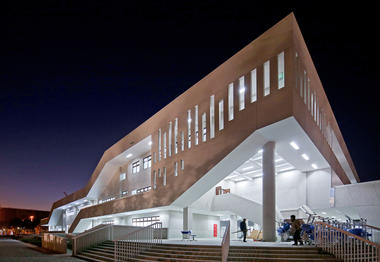 画廊 优雅精致的上海德富中学 / GOM 上海高目建筑设计事务所  - 29