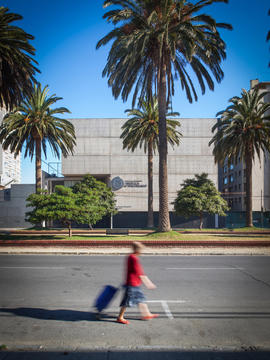 PUCV天主教大学生物工程学院大楼 / Juan Pavez Aguilar + José Requesens Aldea + Fernando Miranda Monreal