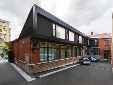 新老交织的医生之家  / Zoomfactor Architectes