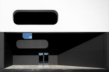 Gallery of Marmelo Mill / Ricardo Bak Gordon  - 13