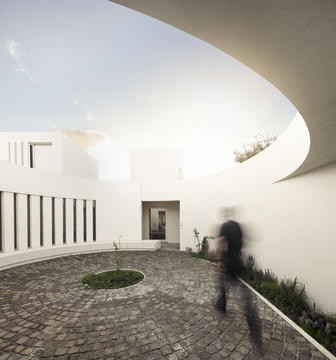 Monte Do Córrego / Atelier dos Remédios