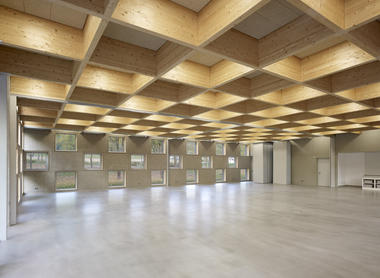 Gallery of Salmtal Secondary School Canteen / SpreierTrenner Architekten  - 25