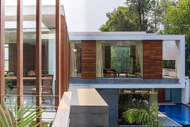 Gallery of Gallery House / DADA & Partners  - 14