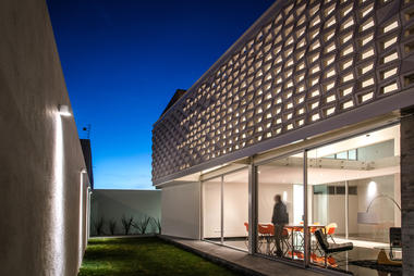 Casa Trojes / Arkylab