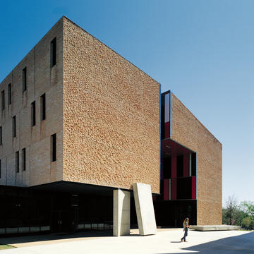 Nueva residencia y comedores St Edward's University / Alejandro Aravena