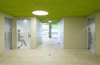 Galería de Centro deportivo en Leonberg / 4a Architekten  - 12