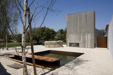 Casa na Chamusca Da Beira  / João Mendes Ribeiro
