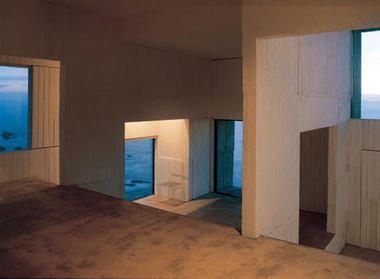 Gallery of Poli House / Pezo von Ellrichshausen  - 10