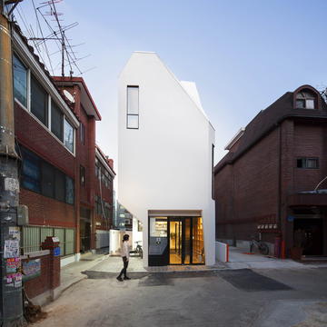 Editorial Galmuri / ThEPluS Architects